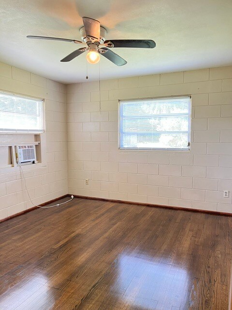 Building Photo - 1007 N Alabama Ave