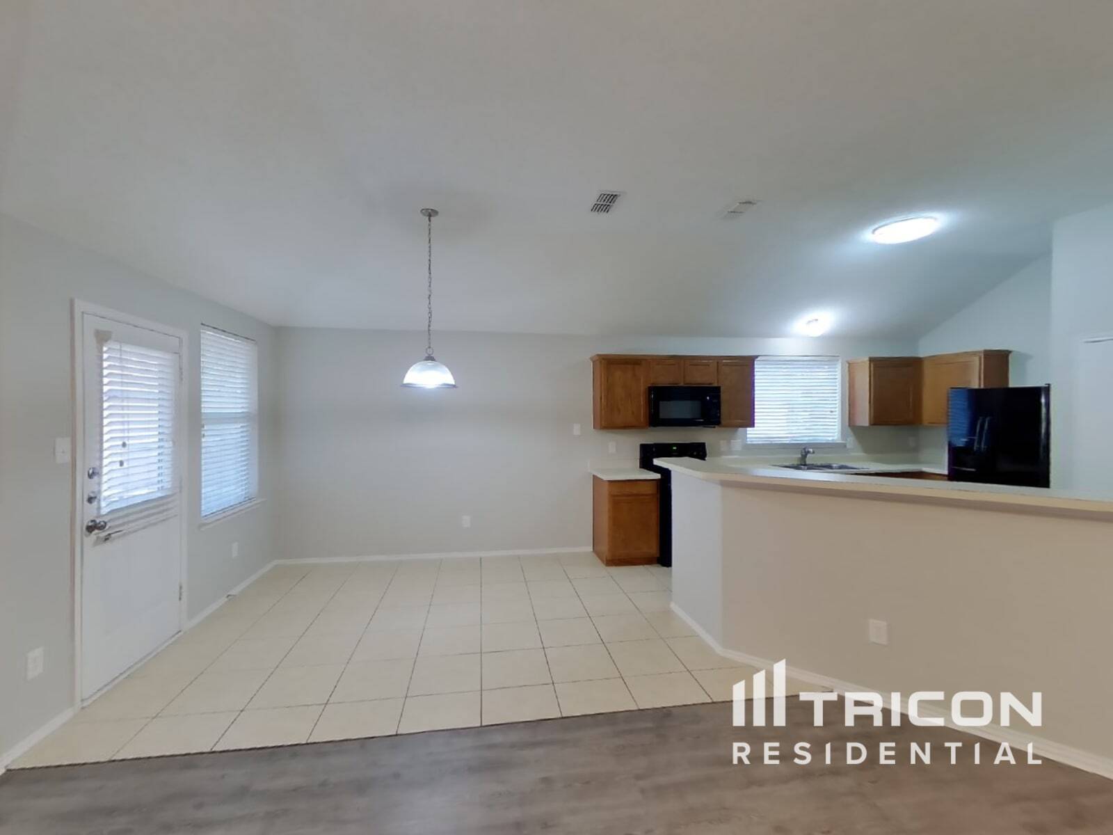 Building Photo - 1504 Redman Dr