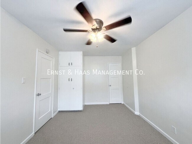 Building Photo - 4541 N Banner Dr