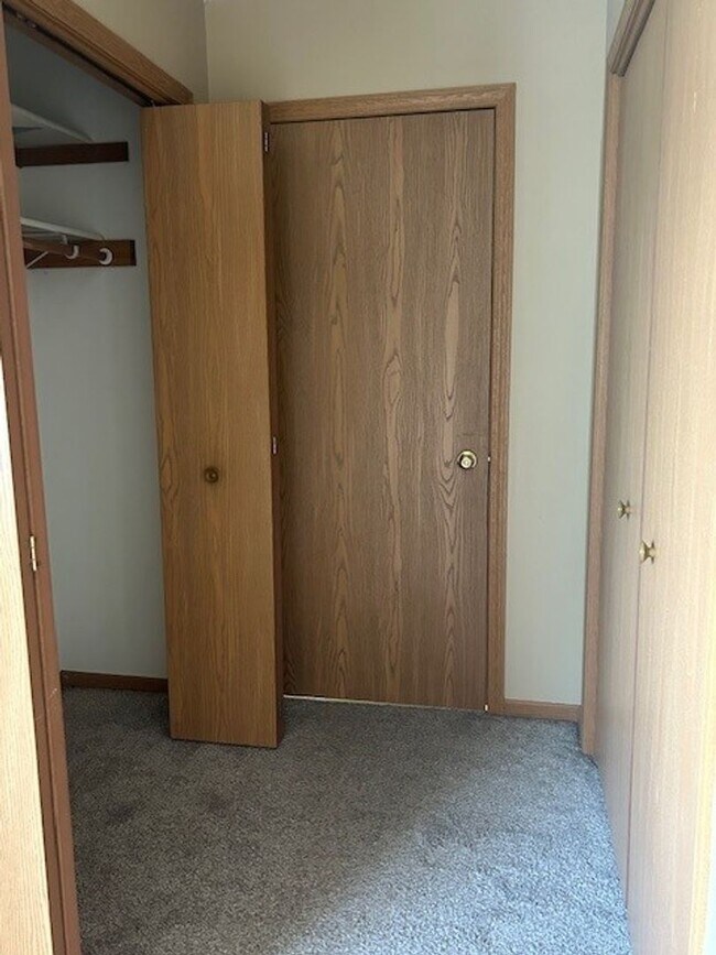 Building Photo - 4 Unit at 5309-5315 45th Street.