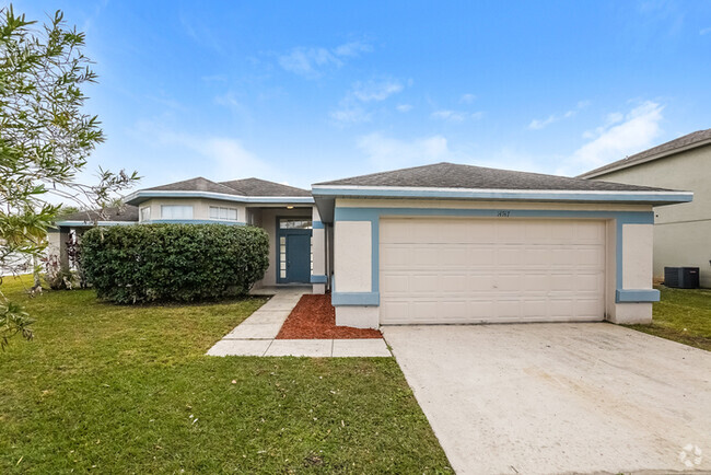 Building Photo - 14747 Day Lily Ct