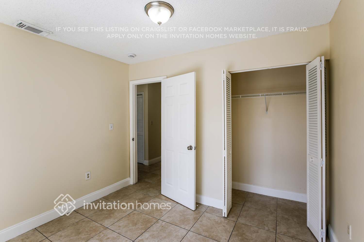 Building Photo - 13950 SW 160th Terrace