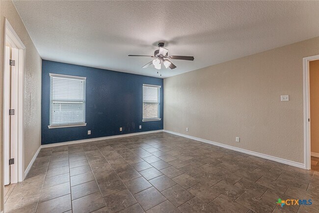Building Photo - 3801 Appalachian Trl