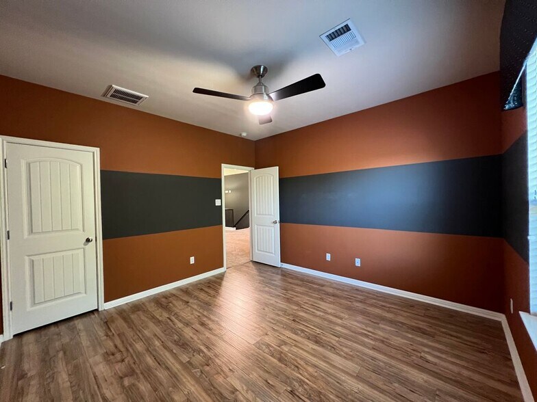 Building Photo - 14001 Avery Ranch Blvd