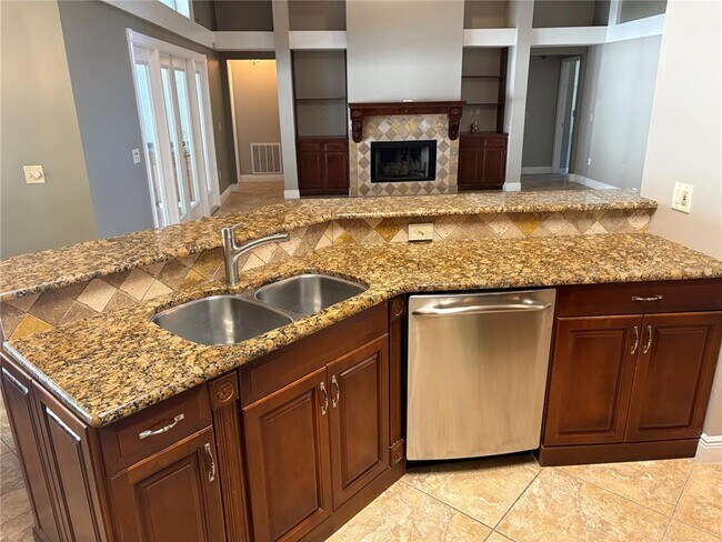 Building Photo - 8045 Landgrove Ct