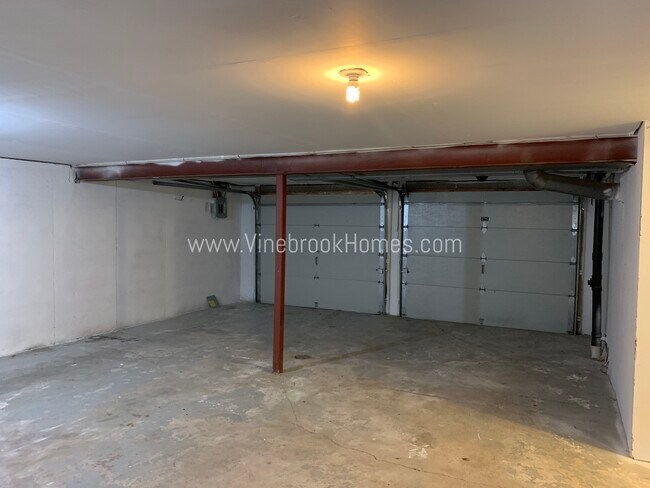 Building Photo - 1113 SW 18 St