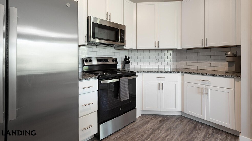 Building Photo - 16200 Croft Dr