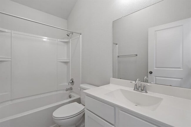 Building Photo - 221 Bridgestone Way