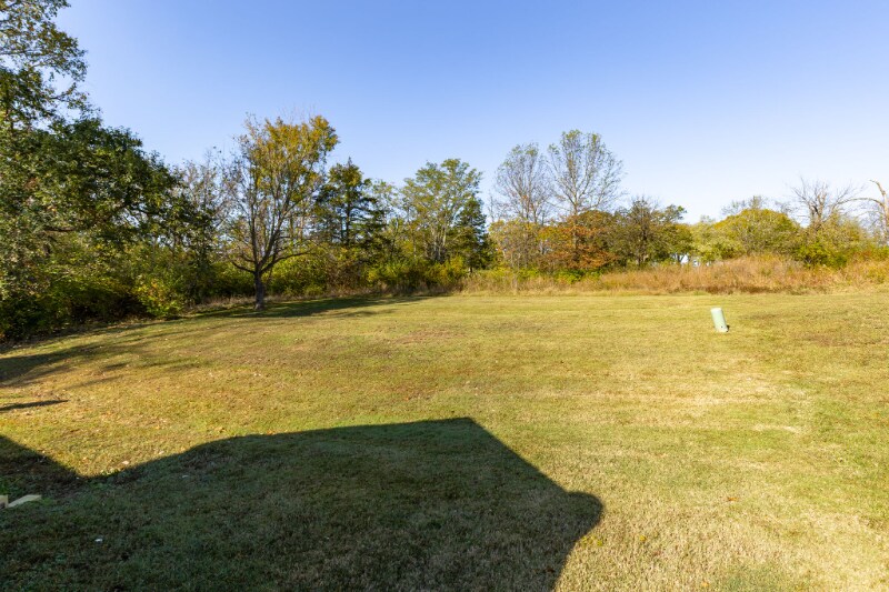 Building Photo - 1604 Napoleon Dr