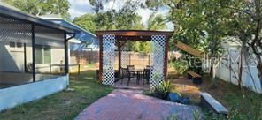 Building Photo - 2075 Shadow Pine Dr