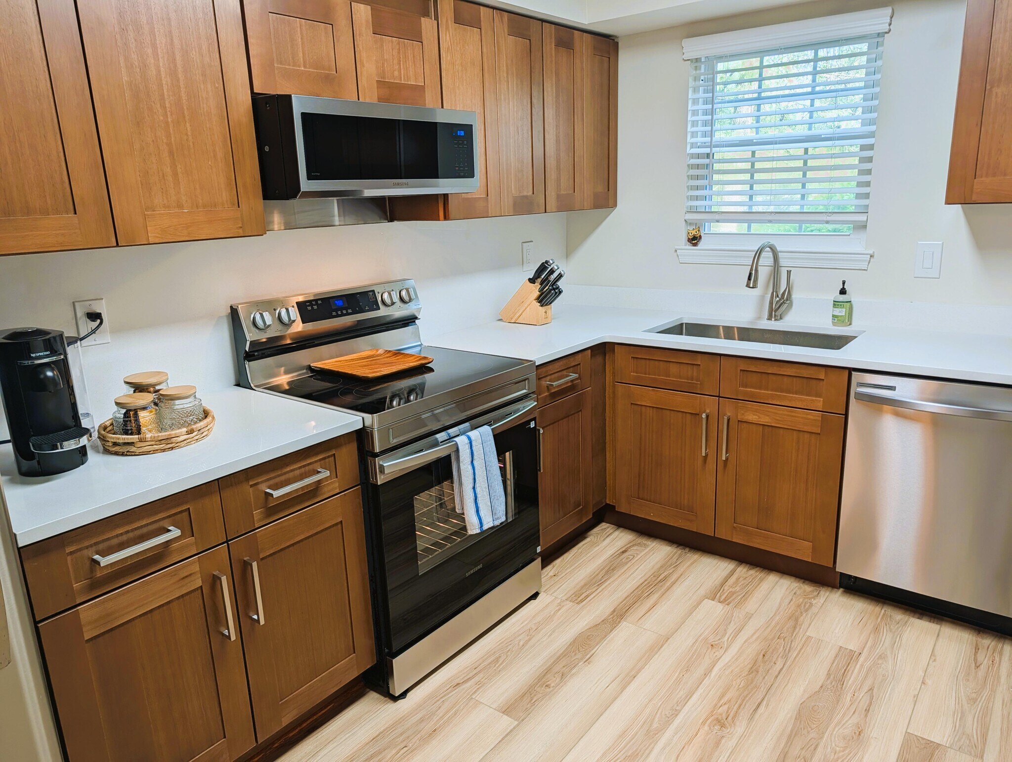 Building Photo - 9902 Grapewood Ct