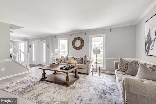 Building Photo - 9815 Wintercress Ct