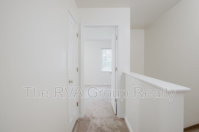 Building Photo - 2909 2nd Ave