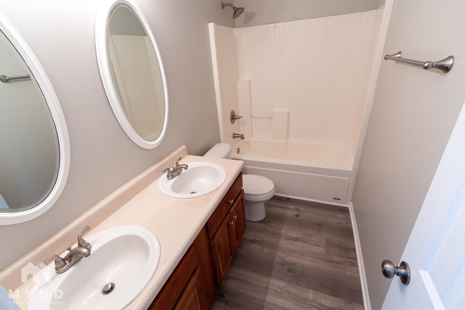 Building Photo - 2205 Autumn Creek Dr