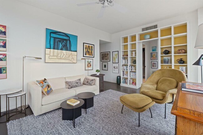 Building Photo - 1801 Lavaca St