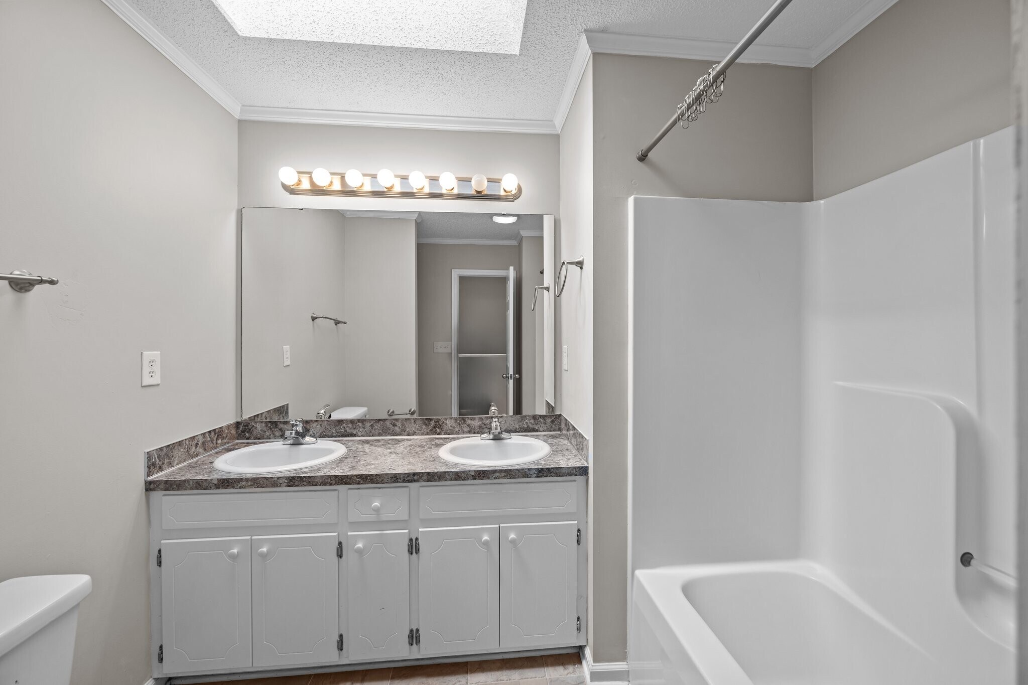 Building Photo - 3809 E Vancroft Cir
