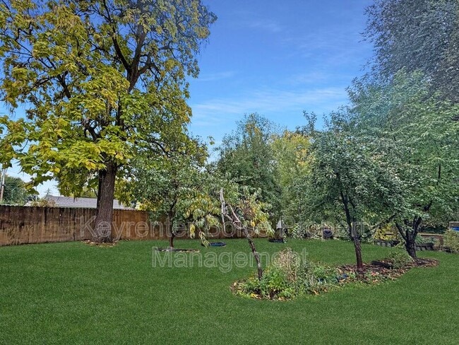 Building Photo - 1904 N 26th St