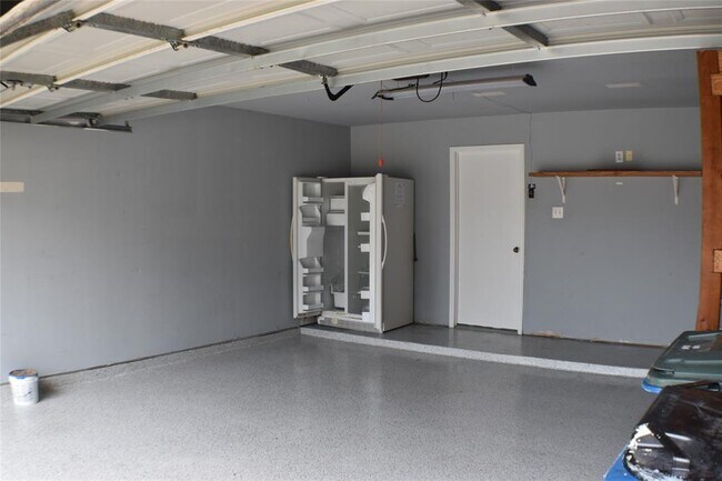 Building Photo - 21014 White Shore Ln