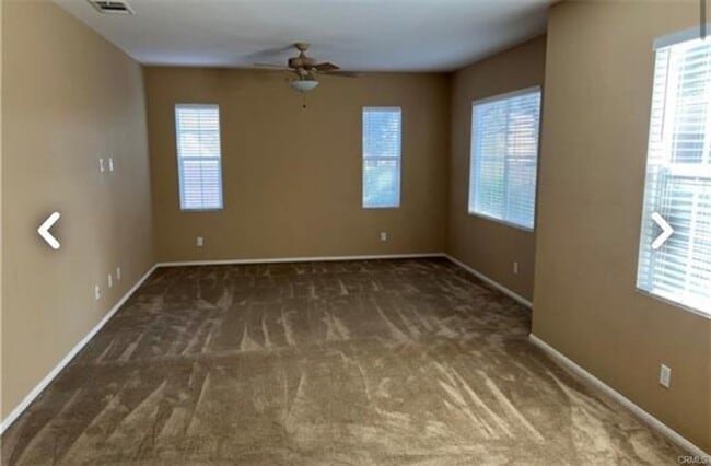 Building Photo - Charming Cul-De-Sac Home with Dual Primary...