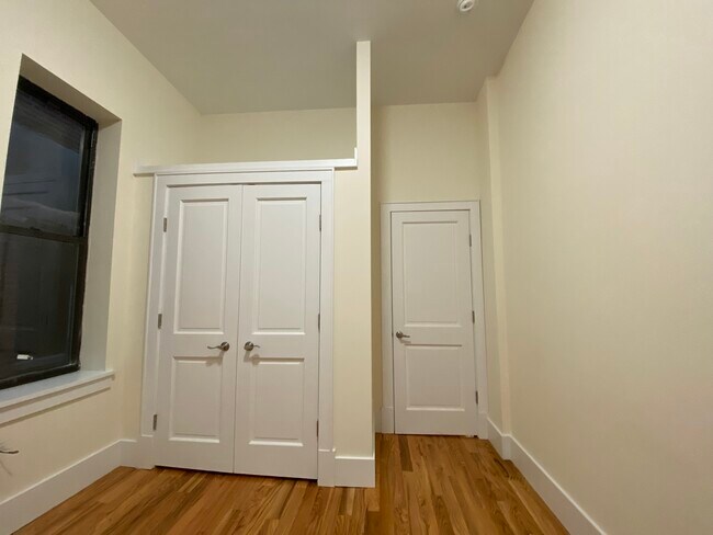 BEDROOM - 134 W 80th St