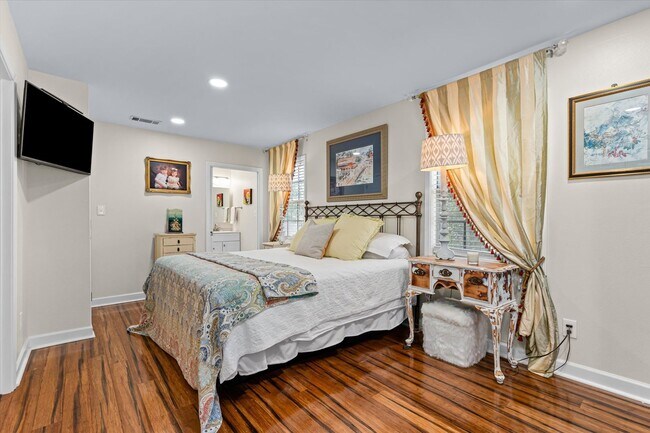Building Photo - Spacious 4-Bedroom Home with Pool, Two Pri...