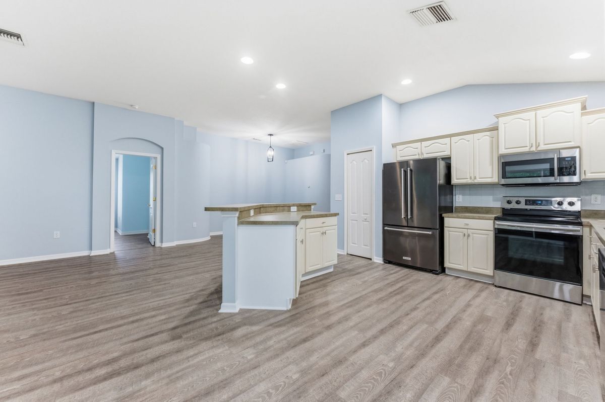 Building Photo - 6125 Gannetwood Pl