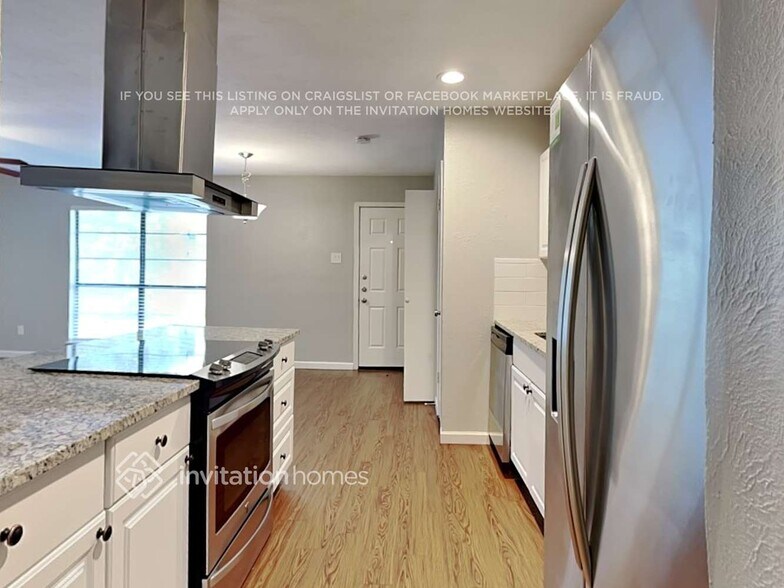 Building Photo - 5313 Marsh Dr
