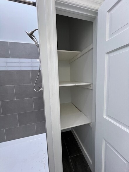 Linen Closet - 2029 Maryland Ave