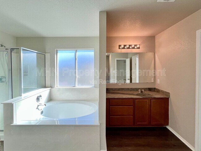 Building Photo - 7551 Paraiso Haven