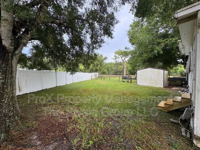 Building Photo - 534 Oak Ridge E