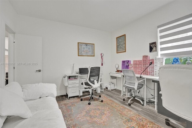 Building Photo - 3784 Sheridan Ave