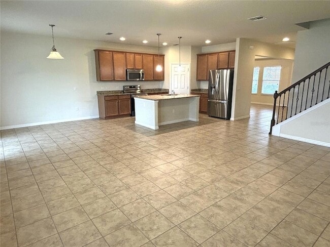 Building Photo - 19363 Fallglo Dr