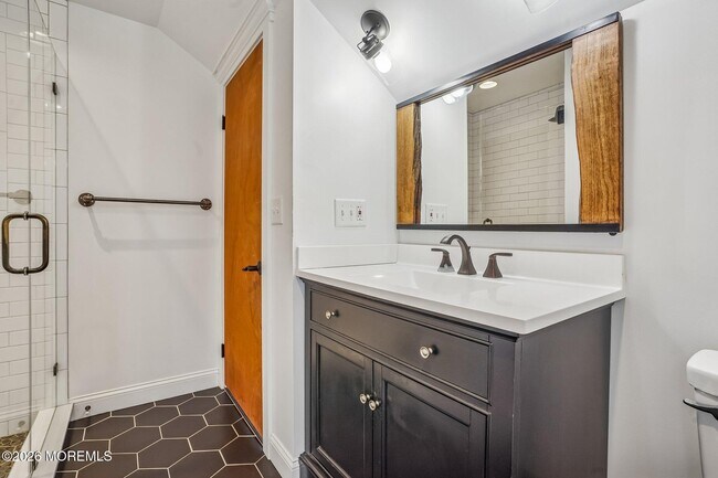 Building Photo - 108 Burlington Ave