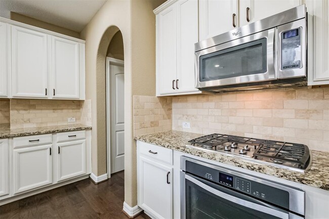 Building Photo - 28806 Crested Butte Dr