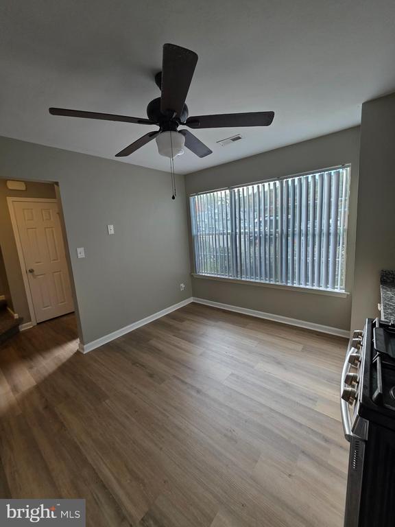 Building Photo - 1965 Abbotsbury Way