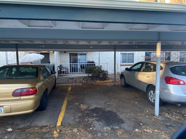 Building Photo - 2225 S Jasmine St