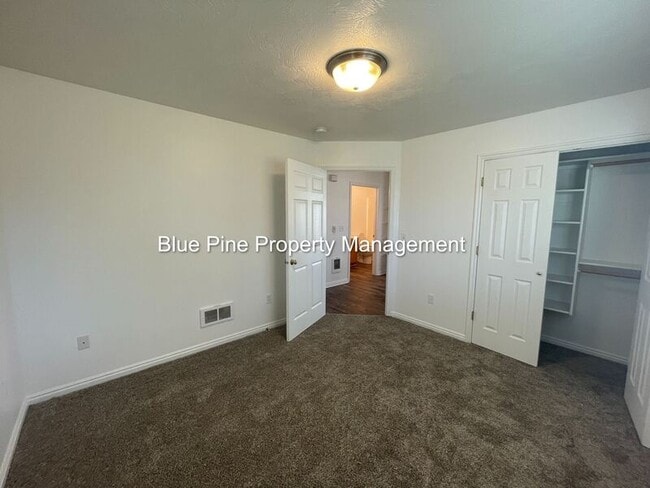 Building Photo - 139 Stockham Boulevard