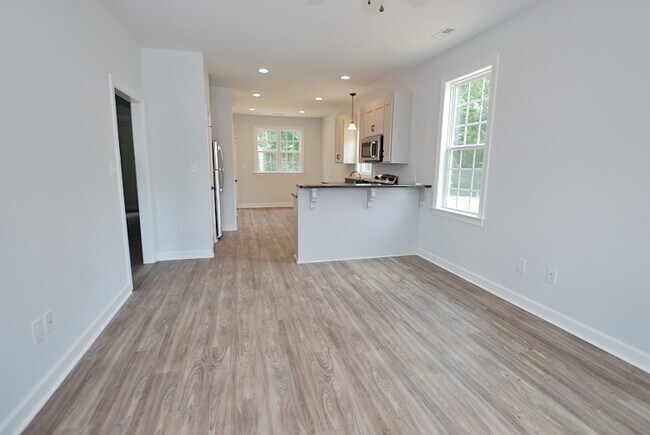 Building Photo - 524 Amerson Ct