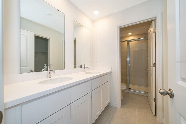 Building Photo - 5285 Luisa Ct