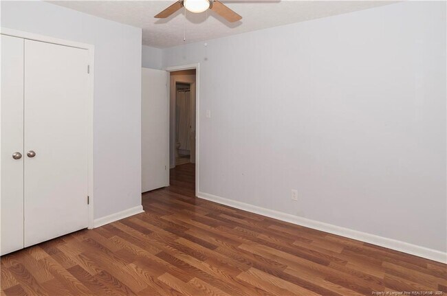 Building Photo - 1302 Kienast Dr