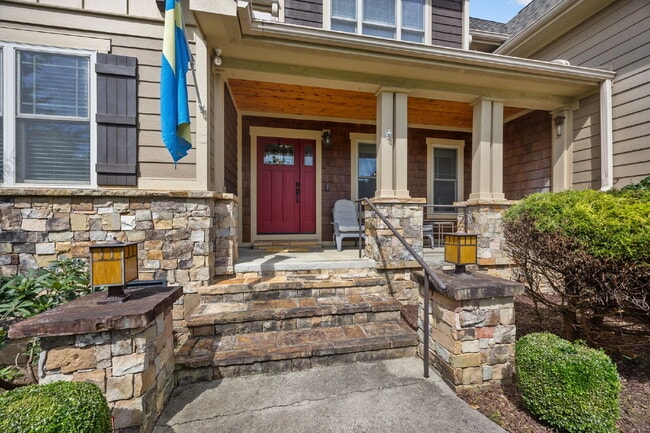 Building Photo - Spacious 3-Bedroom Home with Bonus Room & ...