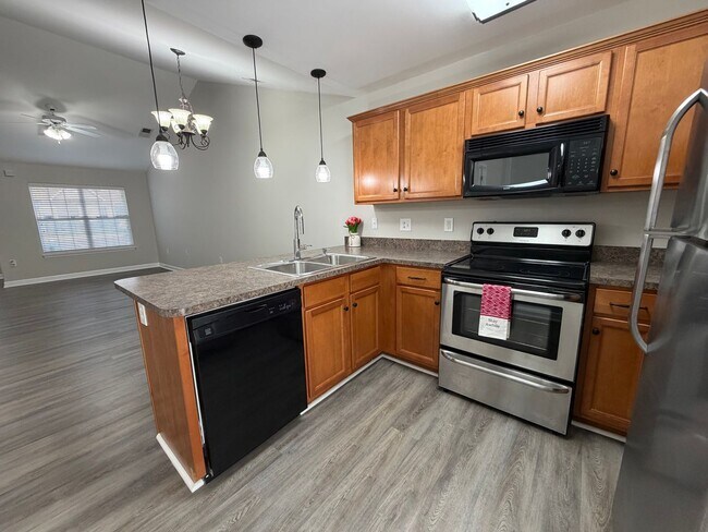 Building Photo - Exclusively Offered By Muse Realty, LLC