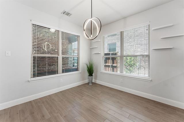 Building Photo - 2104 Barx Dr