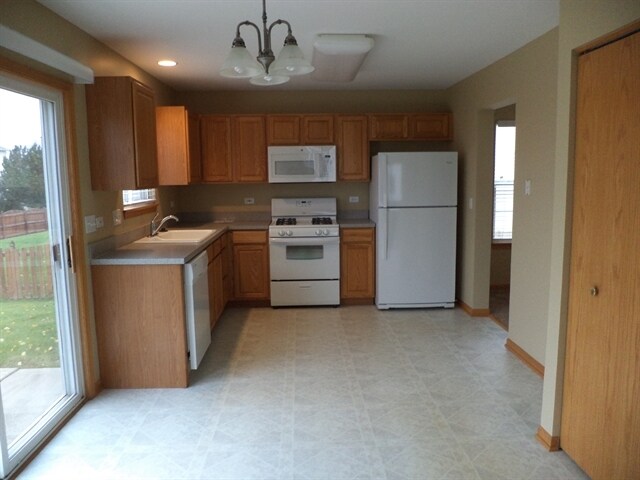 Building Photo - 10348 Oxford Dr