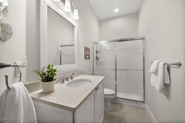 Building Photo - 24921 Bay Cedar Dr