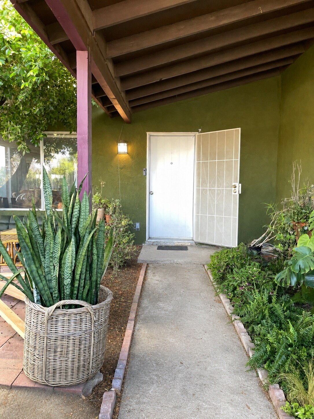 Building Photo - 66124 Avenida Ladera