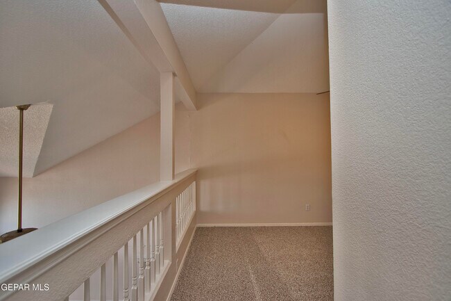 Building Photo - 11726 Stone Castle Dr