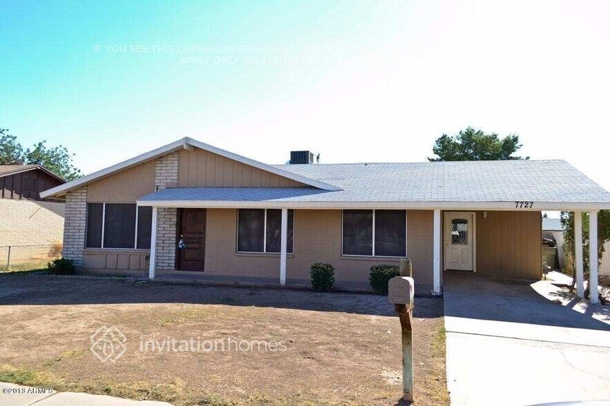 Building Photo - 7727 W Reade Ave