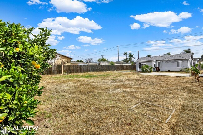 Building Photo - Charming 3 Bed/1 Bath El Cajon Home with Spacious Yard