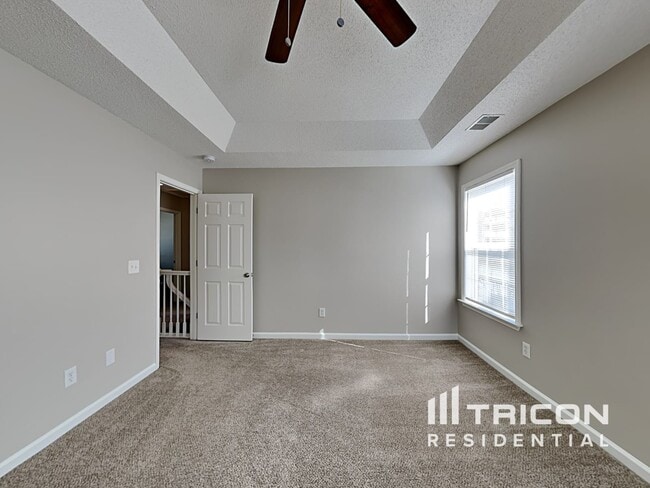 Building Photo - 63 Summer Brook Ct
